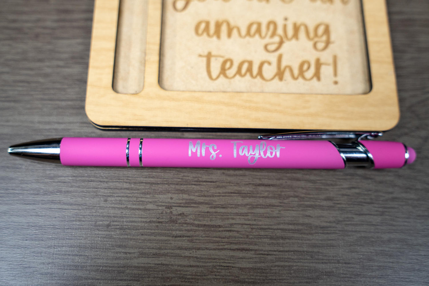 Personalized Wooden Sticky Note & Pen Holder, Engraved Teacher Desk Organizer